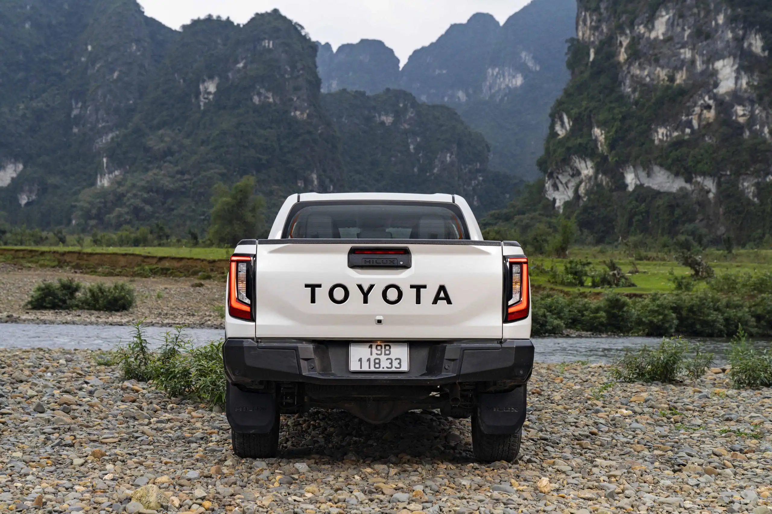 Đuôi xe vững chãi